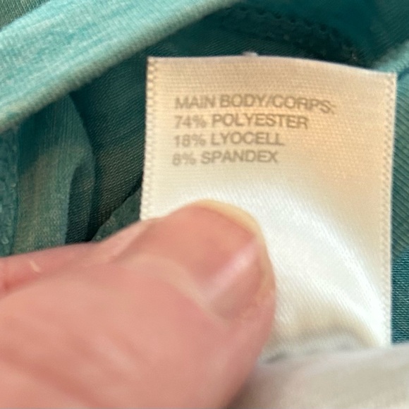 EUC Zella Light Blue Breathe Active V-Neck Women's T- shirt,Size Large - Picture 10 of 13